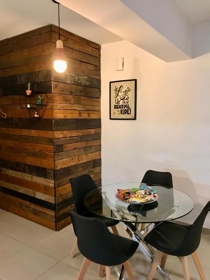 Fat Cow Apartment 101 라르나카 외부 사진